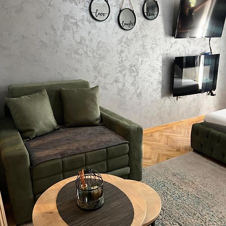 Apartman Didi2- Free Private Parking-Garage Novi Sad Exterior foto